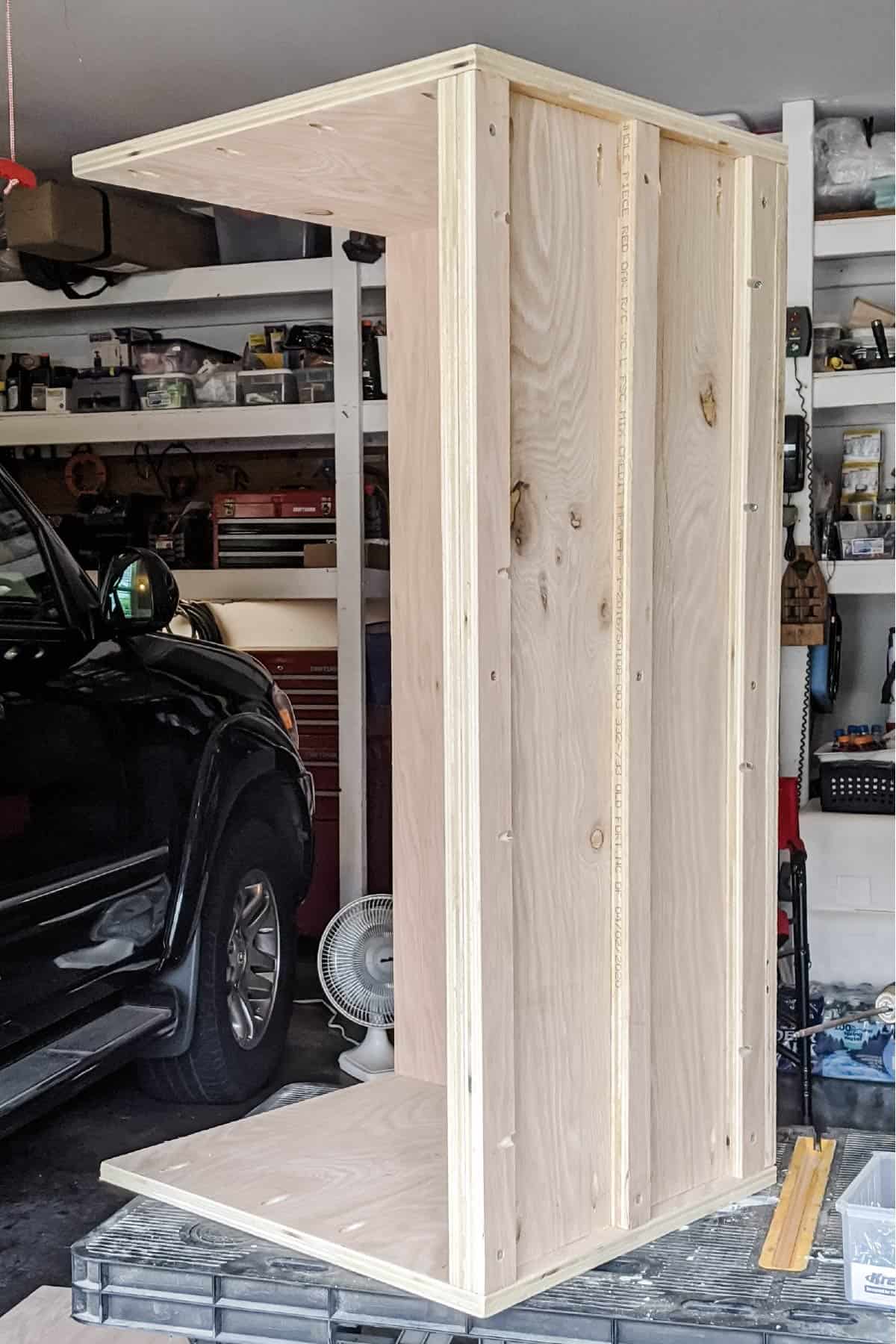 DIY Litter Box Enclosure Hide your Litter Box!