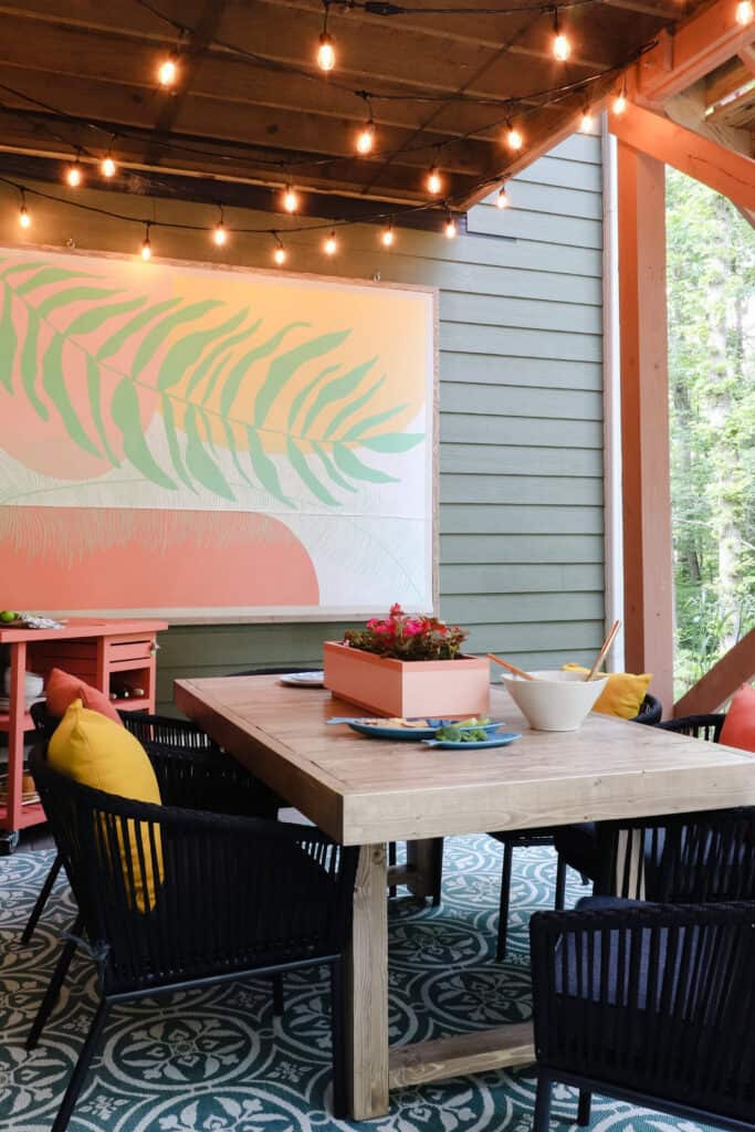 DIY Outdoor Table Plans - Pine and Poplar