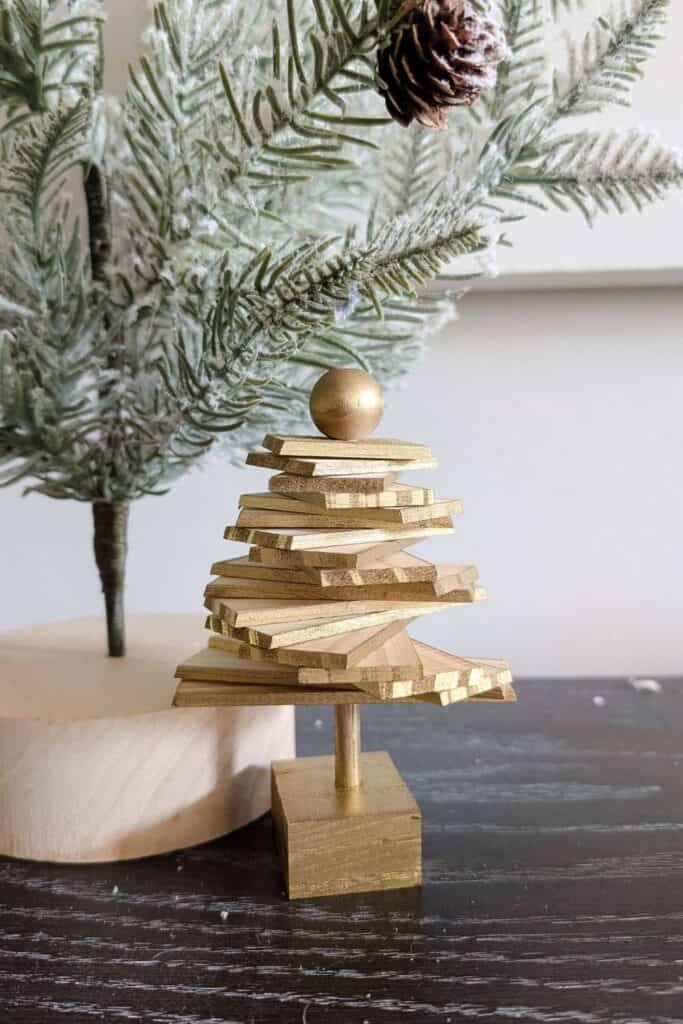 DIY spiral Christmas tree in small size with gold painted edges 