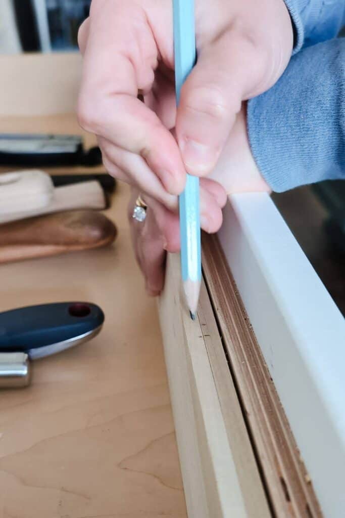 marking where to place drawer dividers
